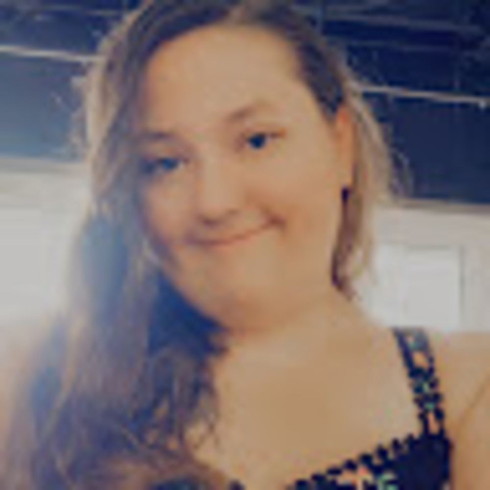 Meet your Posher, Briana